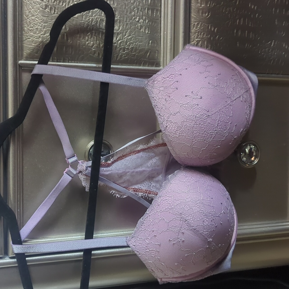 Victoria secret 2 cup push up bra